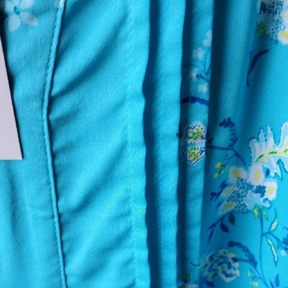 Croft & Barrow Blue Blouse Elegant Top - Picture 4 of 9